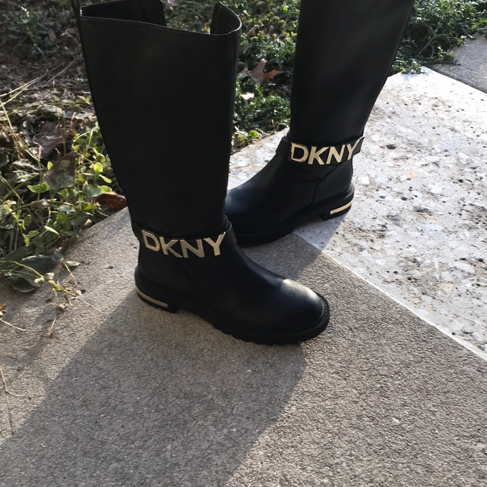 DKNY boots
